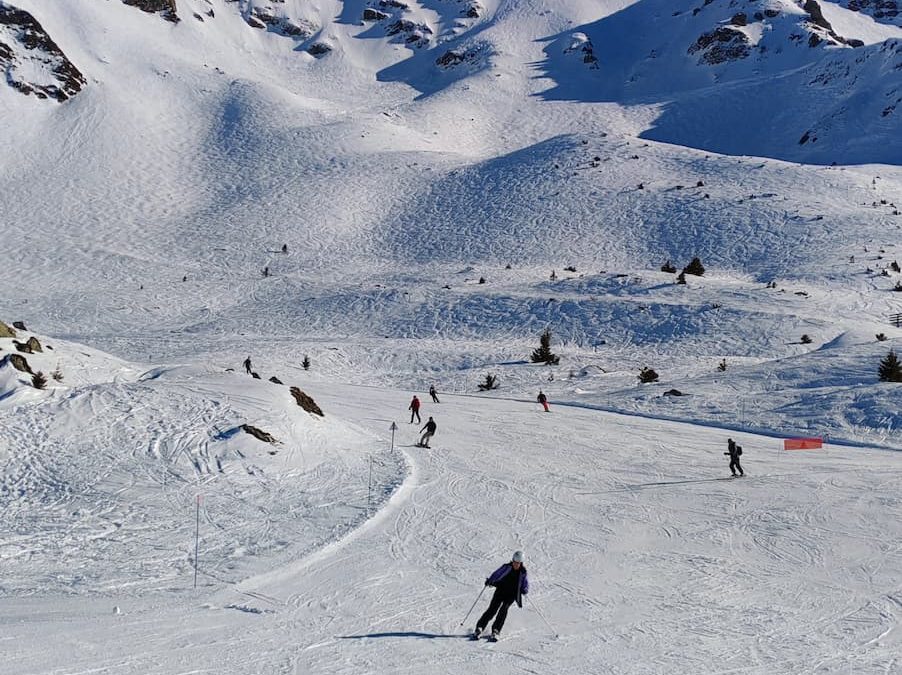 ⛷️ Ski alpin et sensations fortes autour des Gîtes de Calistane